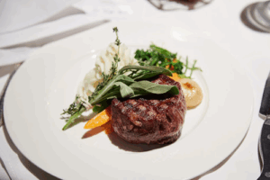 Hy's Steakhouse & Cocktail Bar