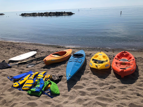 Lakeside Kayaks
